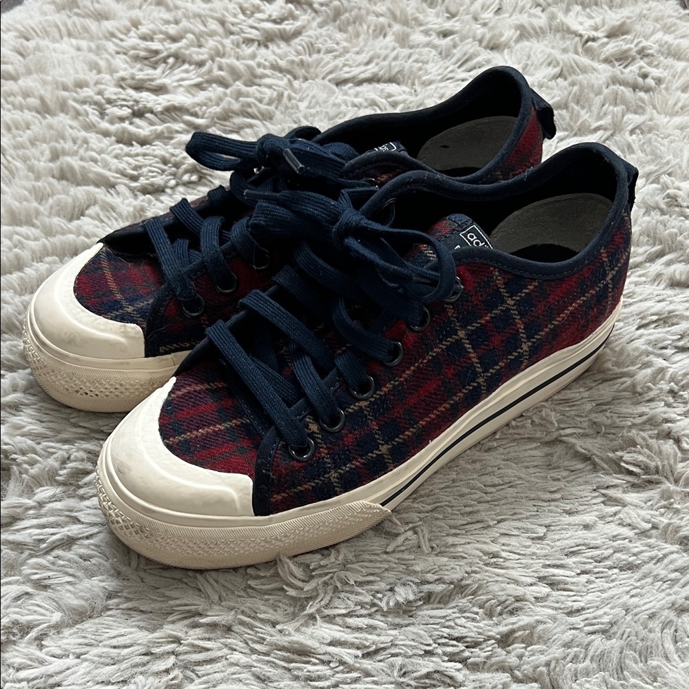 Adidas Originals Nissa Platform Sneakers